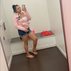 Meet your Posher, Jaqueline lizbeth